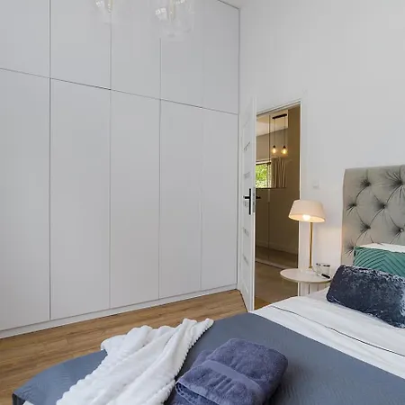 Woronicza Premium Complex Апартаменты Варшава