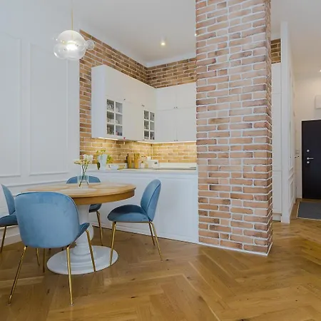 Woronicza Premium Complex Варшава